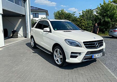 Mercedes-Benz ML 350 AMG Line DESIGNO BlueTEC 4MATIC Edition 1