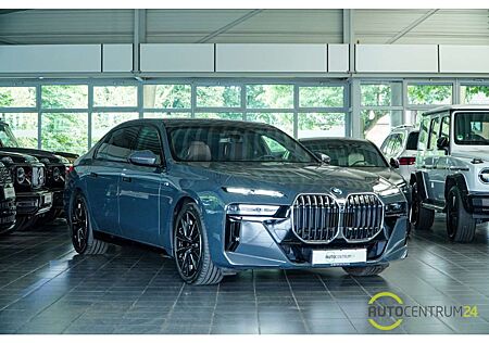 BMW 740 d M Sport SkyLounge Inno AHK B&W Massage