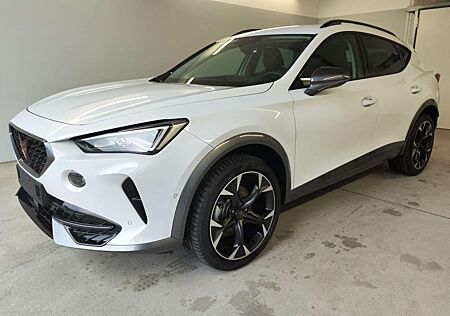 Cupra Formentor 2.0 TSI DSG 4Drive Kamera+AHK+GVL+Navi+Alu19+eH...