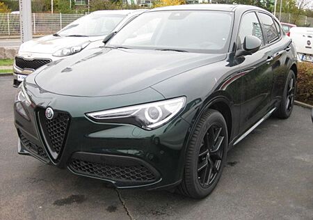 Alfa Romeo Stelvio Veloce 2.2 16V AWD + Allrad + Panorama