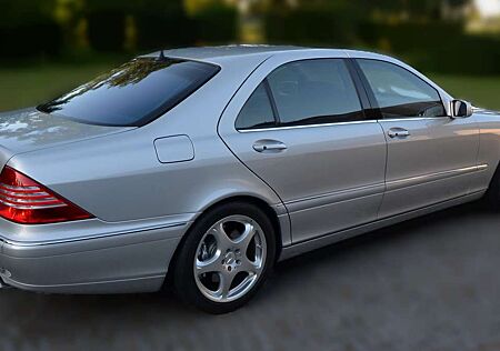 Mercedes-Benz S 600 L nur 27.000km 500PS Biturbo Maybach Motor