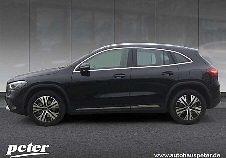 Mercedes-Benz GLA 220 4MATIC Progressive Line, Multibeam