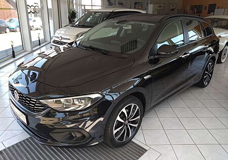Fiat Tipo Kombi 1.4 T-Jet Lounge Navi RKF Sitzheizung Alu