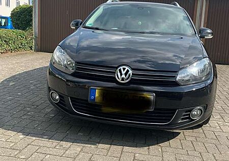 VW Golf Variant Volkswagen 1.6 TDI DPF Style