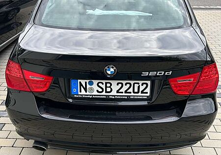 BMW 320d 320 DPF Efficient Dynamics Edition