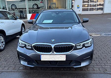 BMW 320e 320 3er Touring Plug-In-Hybrid Touring xDrive Aut. Advantage