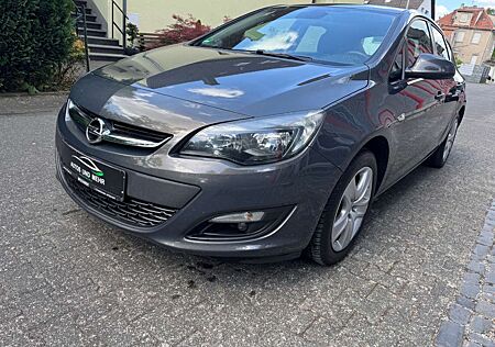 Opel Astra J Lim. 5-trg. Style