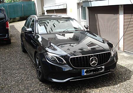 Mercedes-Benz E 200 E-Klasse T-Modell T 9G-TRONIC Avantgarde