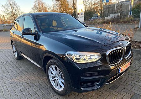 BMW X3 xDrive 30 d Advantage Head-up Panorama