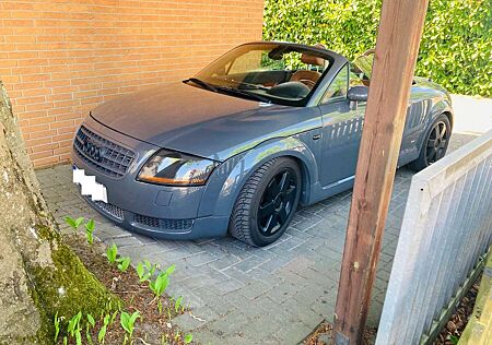 Audi TT (8N) Roadster 1.8 Quattro Mokassin