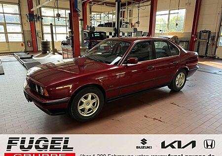 BMW 525 i Executive Limo Schalter|1.Hand|original KM