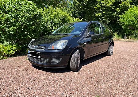 Ford Fiesta 1.3 Ambiente