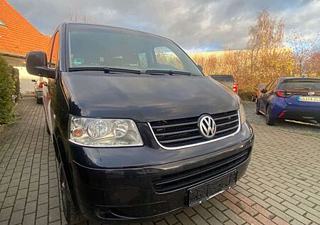 VW T5 Transporter Volkswagen T5 Caravelle 2.5 TDI 8-Sitzer/Klimaautomatik/DSG