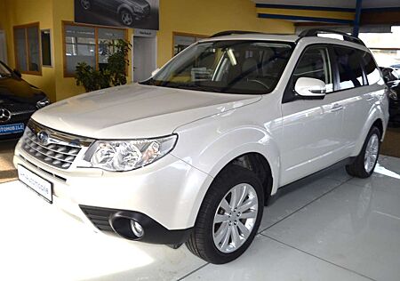 Subaru Forester Exclusive AUTOMATIK / NAVI / LEDER /PDC