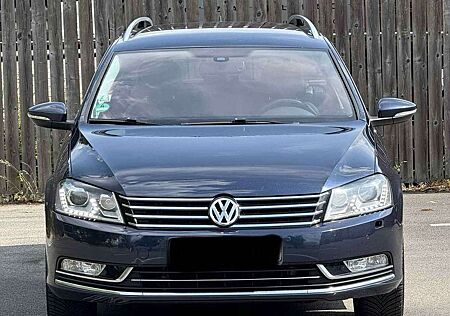 VW Passat Variant Volkswagen 2.0 TDI DSG BlueMotion Technology Highline