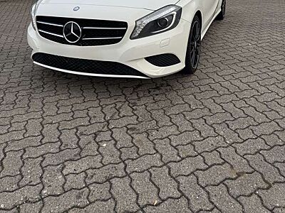 Mercedes-Benz A 180 A 180 BlueEfficiency (176.042)