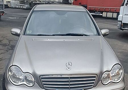 Mercedes-Benz C 280 4Matic Automatik Classic