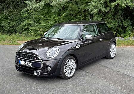 Mini Cooper S Sport-Aut.