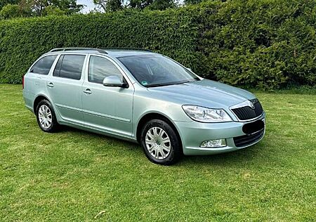 Skoda Octavia Combi 1.8 TSI DSG Ambiente