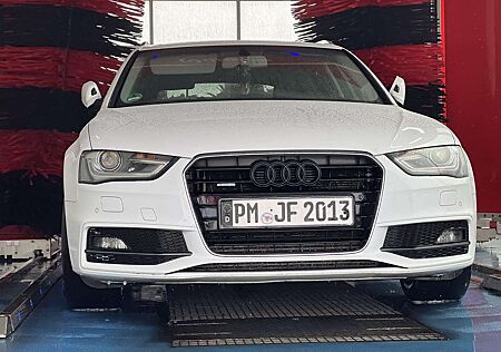Audi A4 Ambition quattro - S Line -