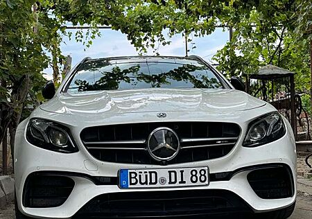 Mercedes-Benz E 63 AMG 4Matic (213.288)