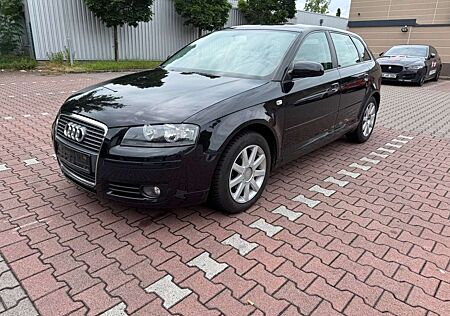 Audi A3 Sportback 1.6 FSI Attraction