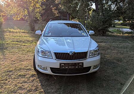 Skoda Octavia Combi 1.6 TDI DPF GreenLine
