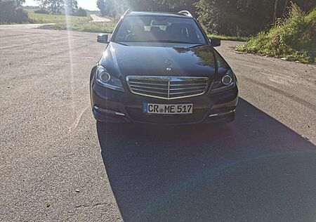 Mercedes-Benz C 220 T CDI DPF BlueEFFICIENCY Elegance Edition