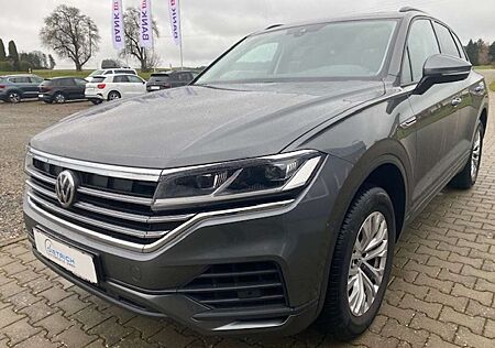 VW Touareg Volkswagen 3,0 TDi 4M PANO AHK STANDHEIZUNG KAMERA SHZ