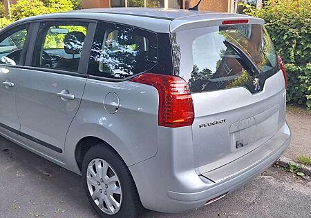 Peugeot 5008 155 THP Platinum