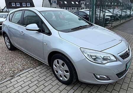 Opel Astra J Lim. 5-trg. Edition*TÜV NEU*