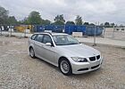 BMW 320i 320 Touring*Leder/Panorama/Automatik*