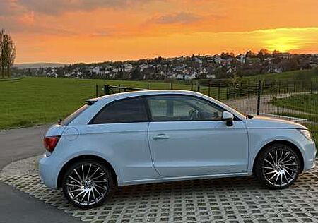 Audi A1 1.4 TFSI Attraction