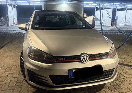VW Golf GTI Volkswagen Panoramadach BULL X AGA