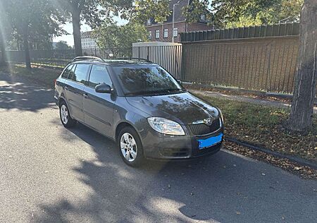 Skoda Fabia Combi Ambiente KLIMA ALU TÜV NEU