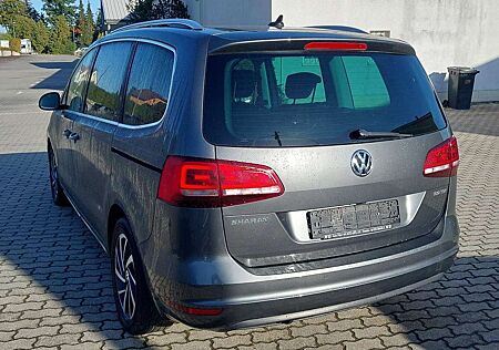 VW Sharan Volkswagen Comfortline Navi Xenon AHK 7 Sitzer Panodach