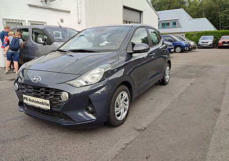 Hyundai i10 1.0 Klima/PDC/Sitzhzg/Allwetterreifen