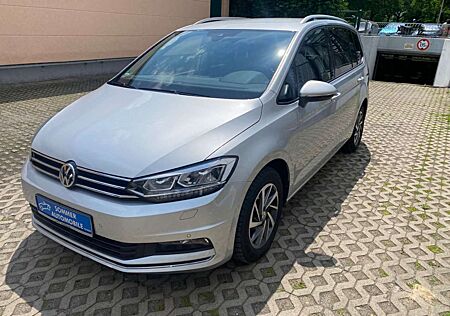 VW Touran Volkswagen Sound 1.4TSi DSG Top-Ausstattung !!