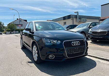 Audi A1 Sportback 1.2 i PDC Shz Navi 1. Hand 57.066KM