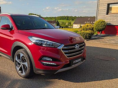 Hyundai TUCSON blue Style 2WD