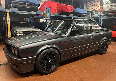 BMW 328i 328 E30