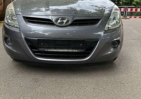 Hyundai i20 Classic*TOP*NEU TÜV*GEWAHR *