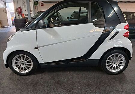 Smart ForTwo coupe STHEIZUNG PANO KLIMA HU NEU