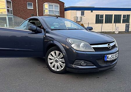 Opel Astra Twin Top 1.8 Cosmo