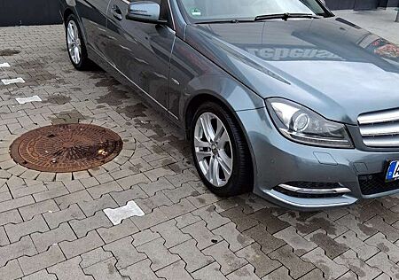 Mercedes-Benz C 200 (BlueEFFICIENCY) 7G-TRONIC Elegance
