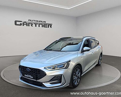 Ford Focus ST-Line X Matrix-LED Navi R-Cam Pano AHK