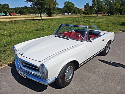 Mercedes-Benz SL 230 Pagode