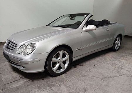 Mercedes-Benz CLK 320 Cabrio *V6*Navi*2xPDC*Scheckheftgepflegt