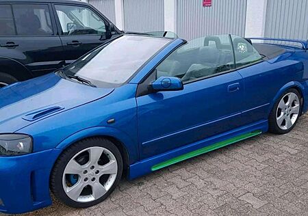 Opel Astra Cabrio 2.2 16V