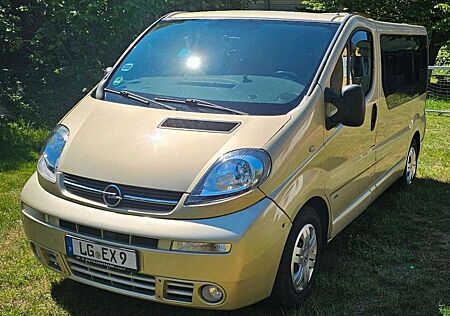 Opel Vivaro Life L1H1 2,5 DTI Westfalia
